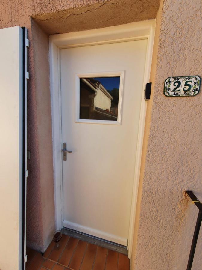 Appartement Sainte-Maxime, Plage De La Nartelle Exterior photo