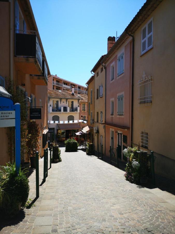 Appartement Sainte-Maxime, Plage De La Nartelle Exterior photo